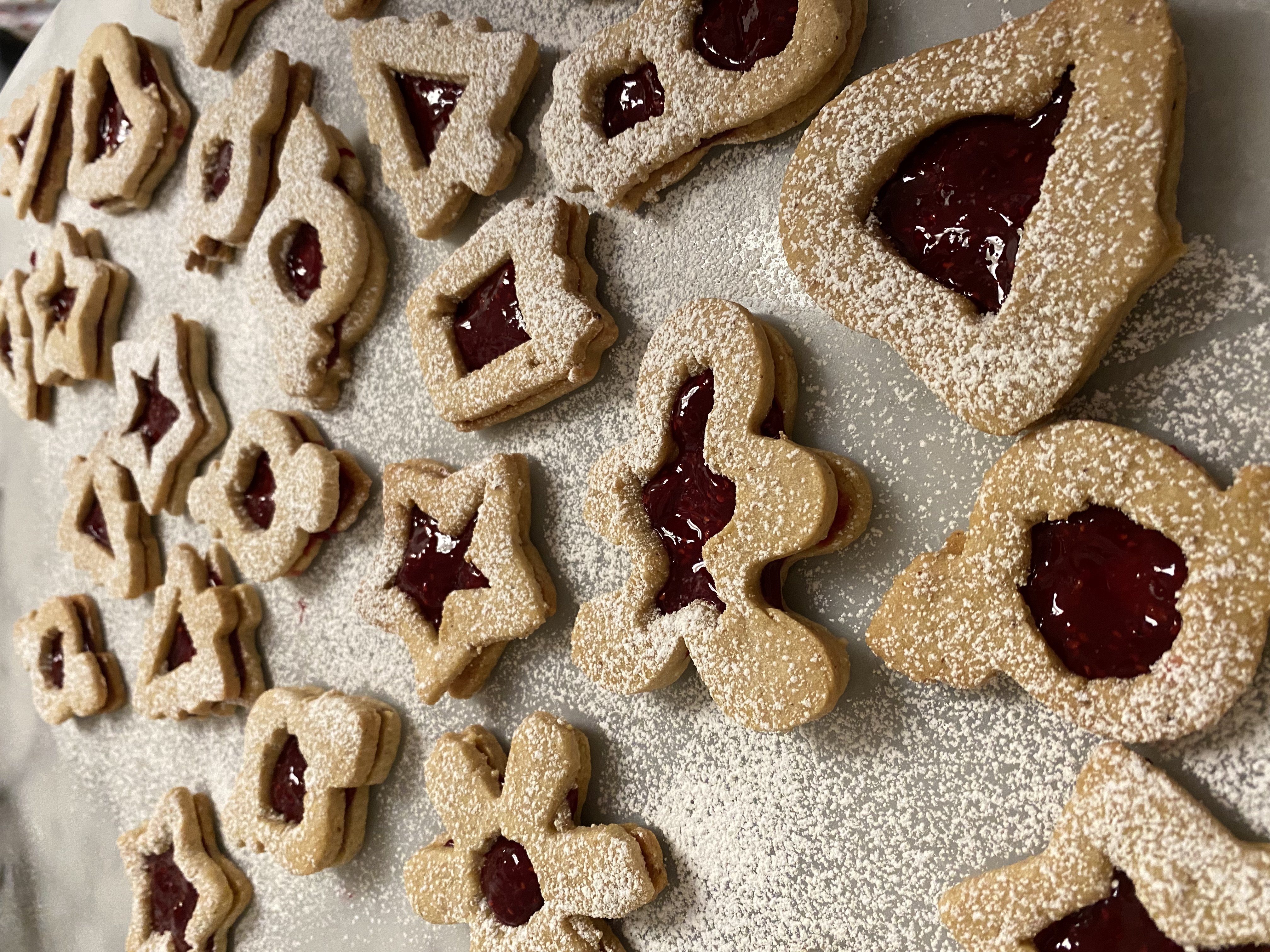 taste of home linzer cookies